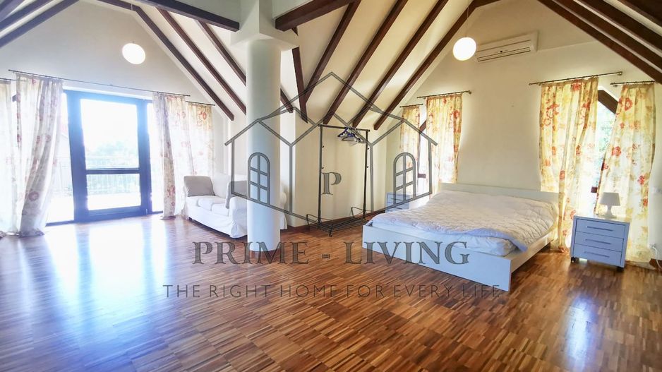 DE INCHIRIAT VILA CU 8 CAMERE, PISCINA SI GRADINA DE 1000MP IN PIPERA - Poză 13