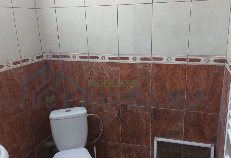 Spațiu de închiriat, zonă Podu-Ros, Iași – 20 mp, renovat, cu baie proprie - Poză 5
