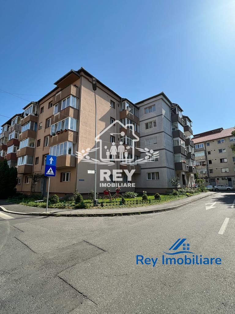 Apartament decomandat de vânzare zona Bâlea 2 camere 2 balcoane - Poză 3