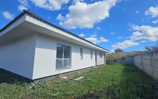 Casă eficientă energetic pe 1 nivel în Chinteni - Poză 3