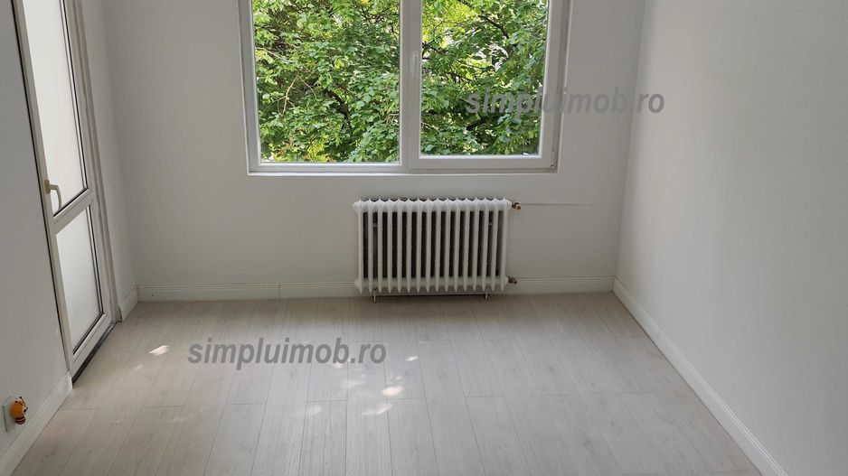Apartament 3 camere complet renovat situat langa Parcul Drumul Taberei - Poză 2