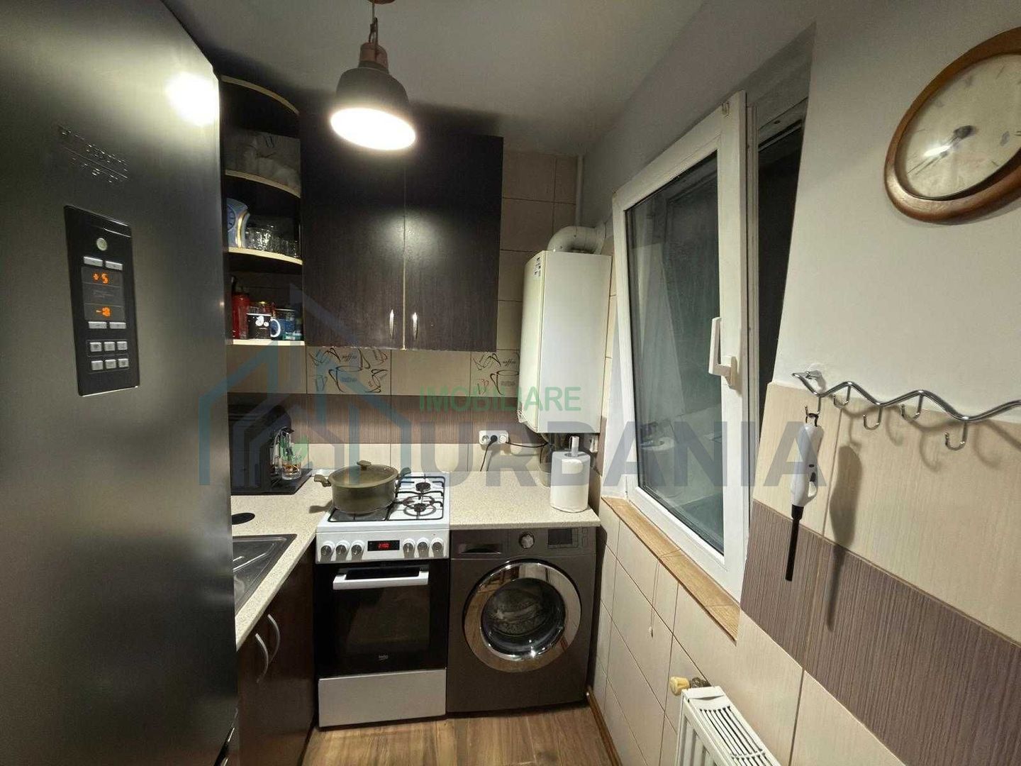 Vânzare apartament 2 camere nedecomandat, Zona Alexandru, Aleea Mușatini, etaj 1 - Poză 2