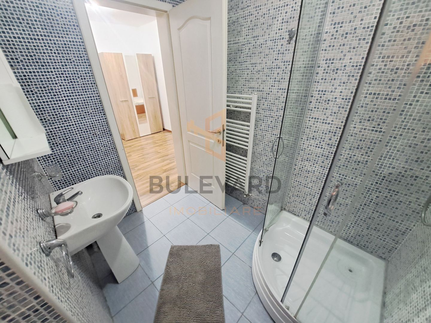 Apartament cu 1 camera 40 mp in zona strazii N. Titulescu! - Poză 9