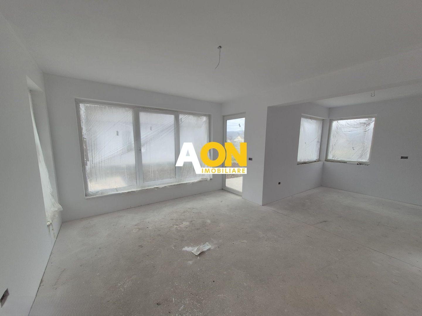 Casa 4 Camere, 130 mp, Teren 430 mp, Toate Utilitatile, Zona Micesti - Poză 6