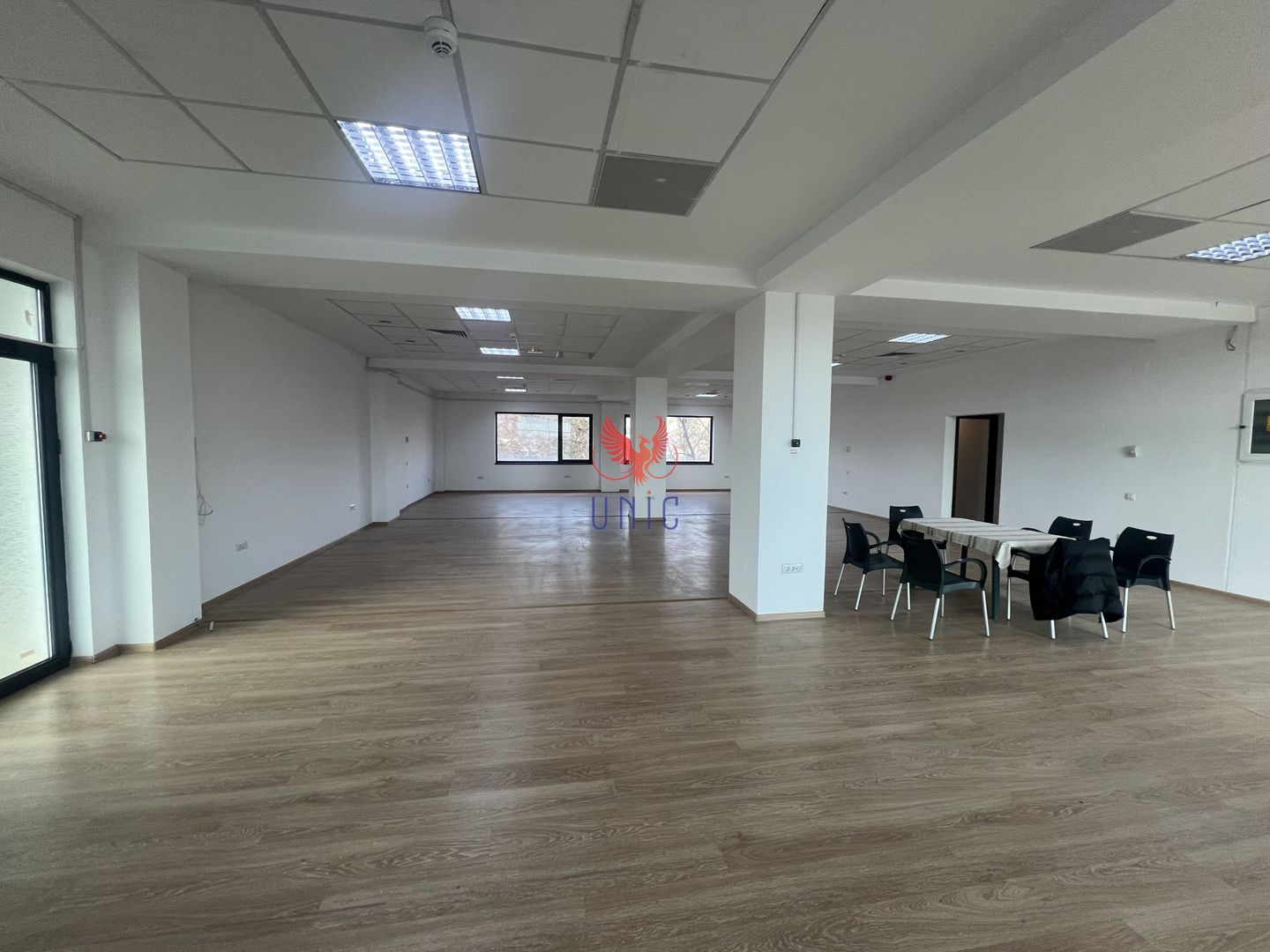 Spatiu Comercial / Birouri Central - Poză 10