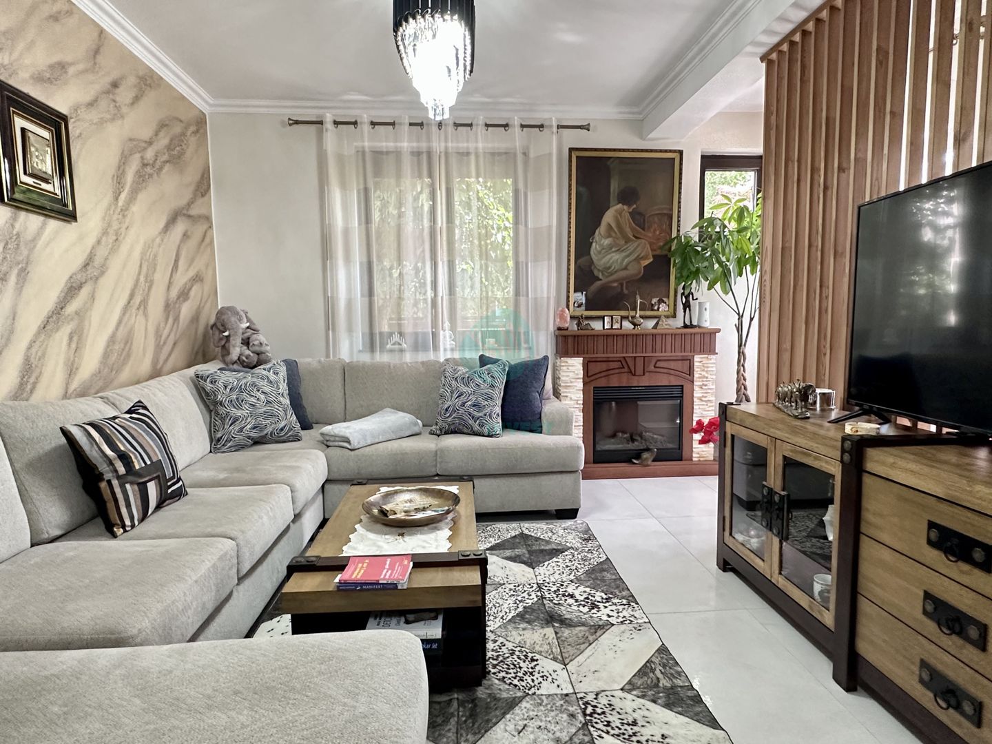 Casa renovata in zona Vatra Luminoasa - Poză 2