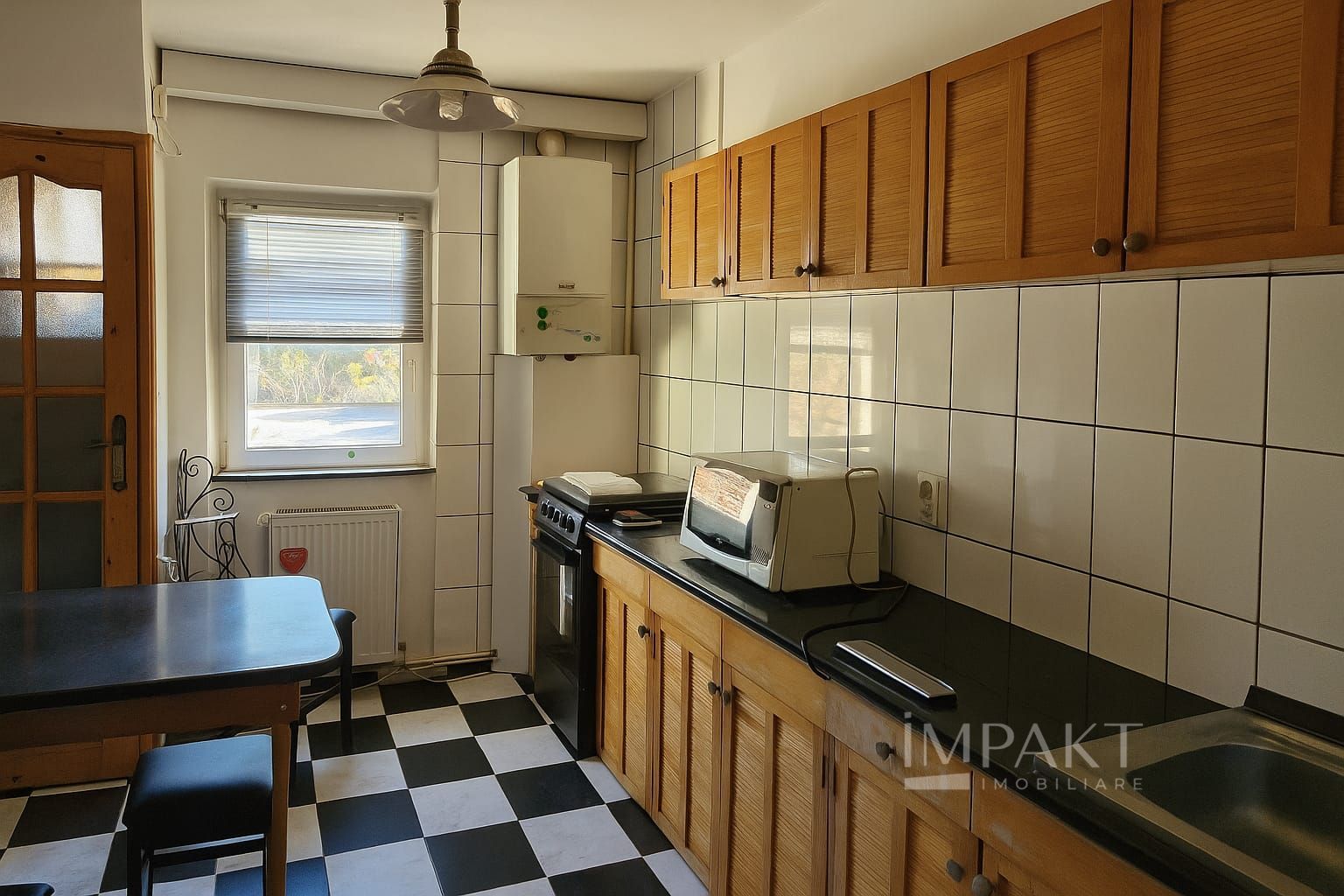 Apartament cu 4 camere de inchiriat in zona Platinia - Poză 1