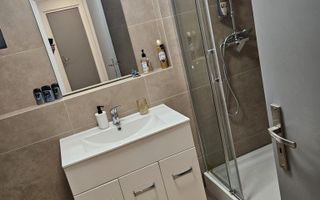 Spațiu de birouri de închiriat în Străulești – vedere la lac și acces - Poză 9