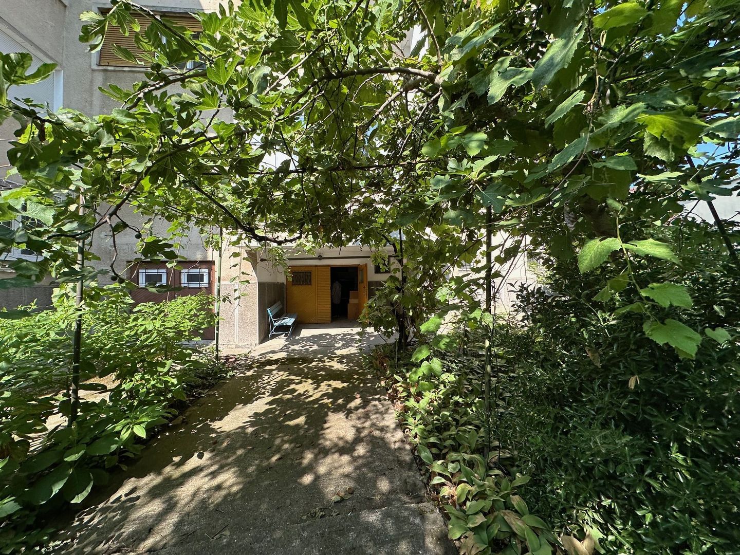 Apartament 5 camere in imobil tip asociatie zona Centrala - Poză 30