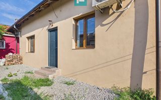 Casă renovată ultracentral | Str. Primăriei - Poză 2