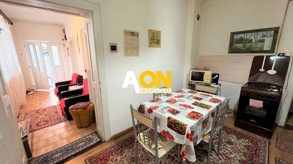 Casa de vanzare, 1000mp teren, ultracentral - Poză 4