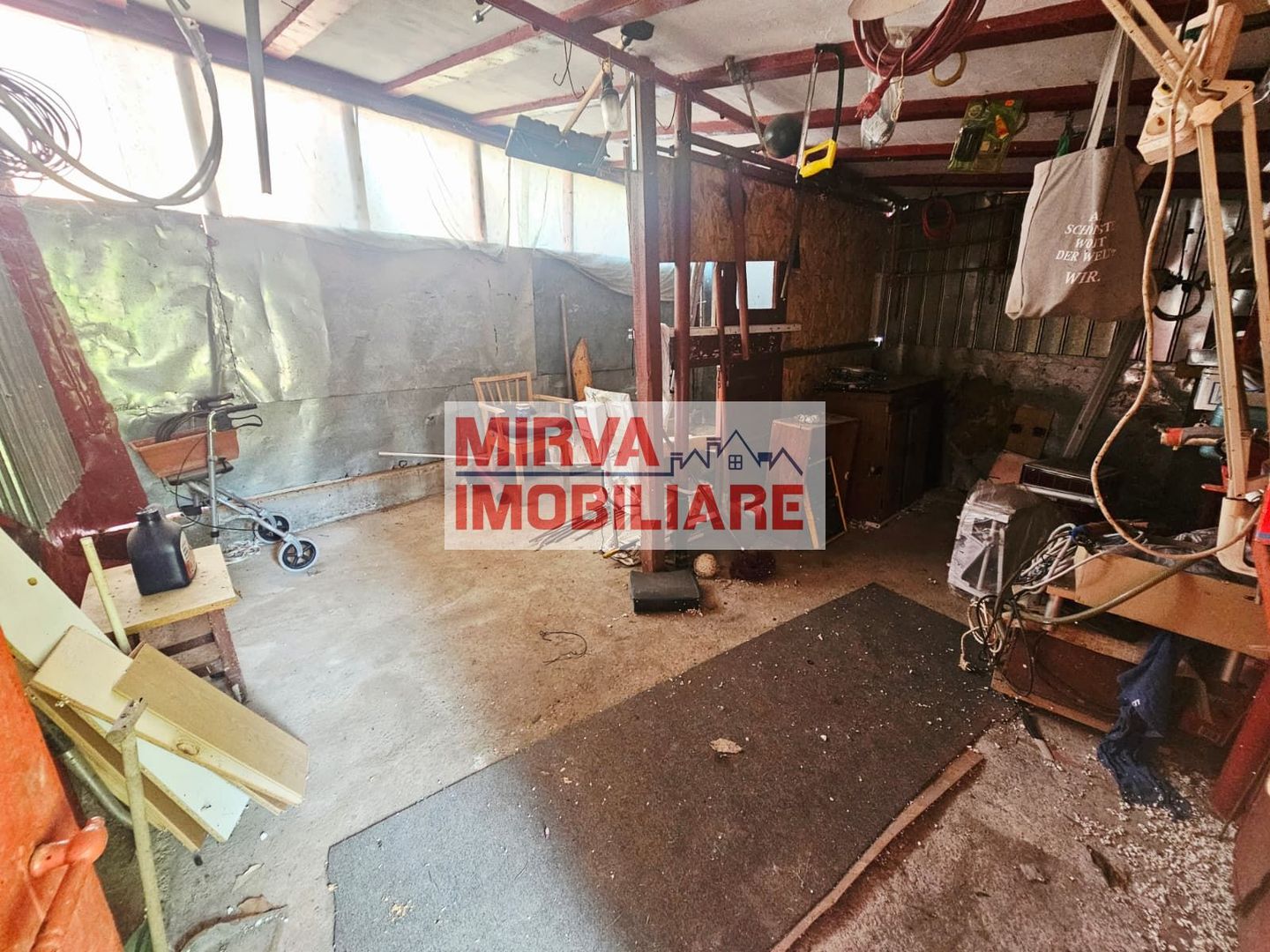 🏡 Casă spațioasă cu 9 camere în Strejnicu – pentru locuință, birouri - Poză 19