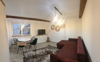 Garsoniera in centrul istoric, Brașov - Poză 1