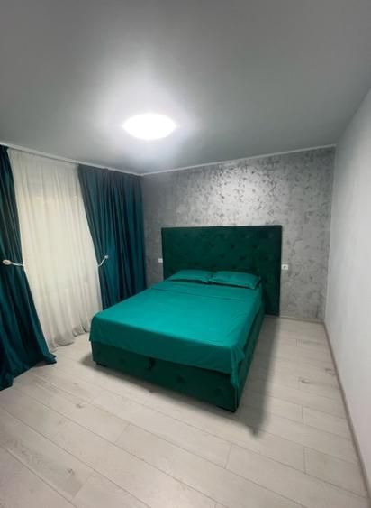 De închiriat apartament cu 2 camere în Micro 17, etaj 2, 450 euro - Poză 1