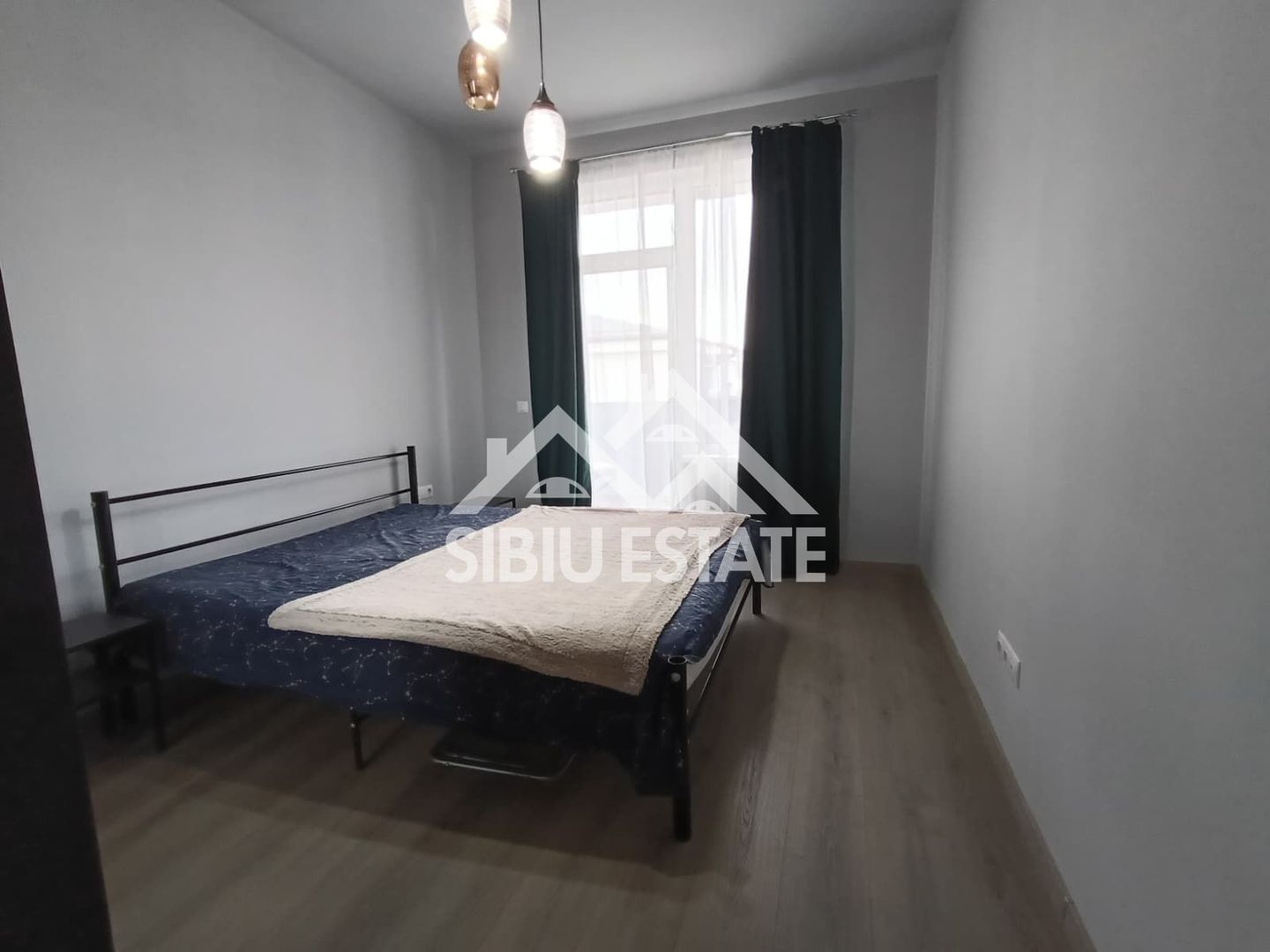 Aparatment de inchiriat,3 camere, parcare ,Selimbar - Poză 5