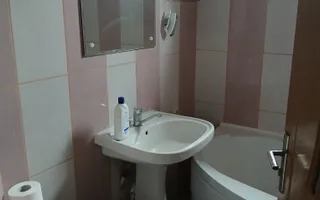 Inchiriez pentru cazare Vila cu 7 camere - Poză 11