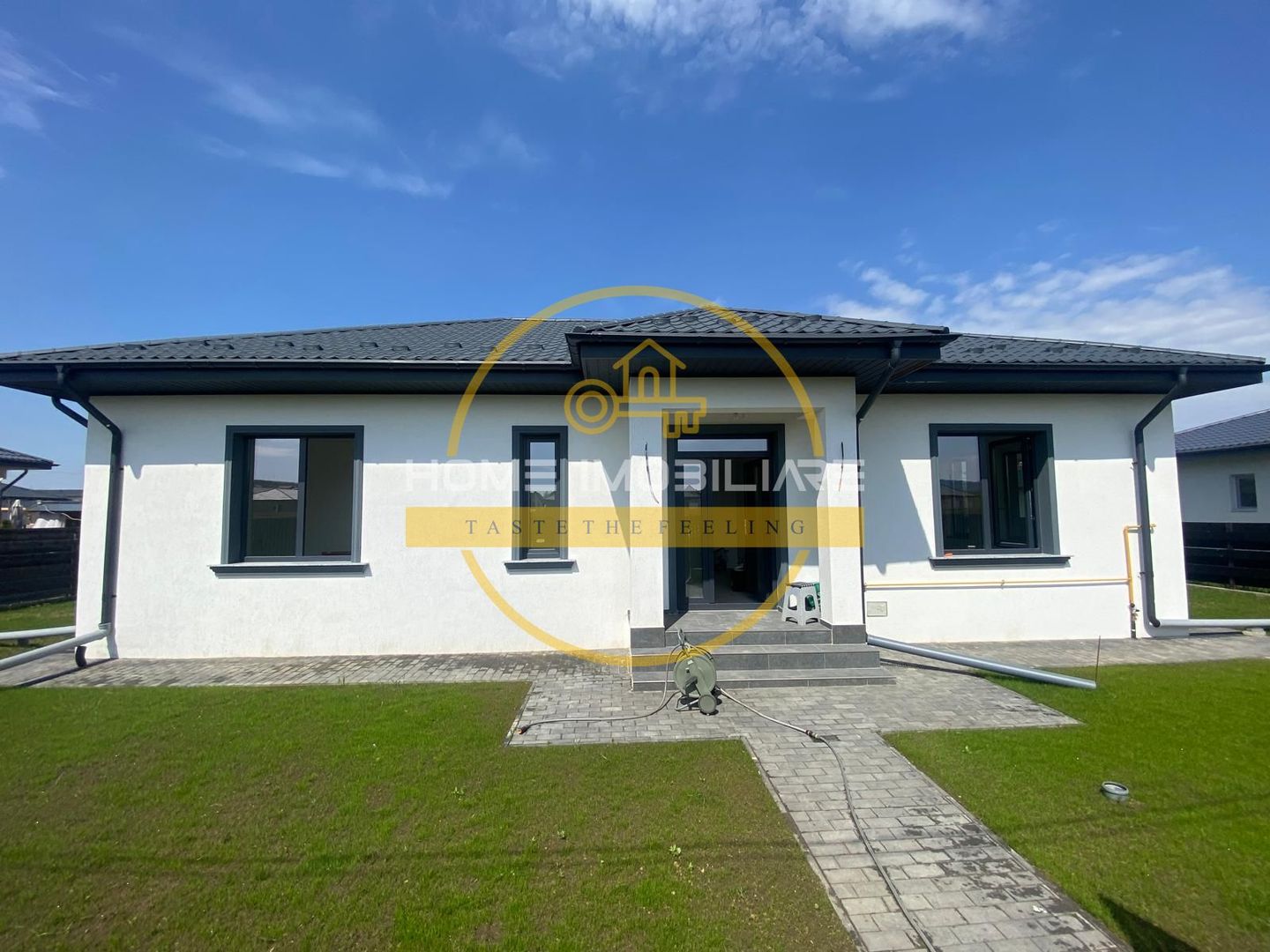 Casa 4Camere/2 bai/incalzire in pardoseala/Racordata la Toate Utilitatile-Ciurea - Poză 2