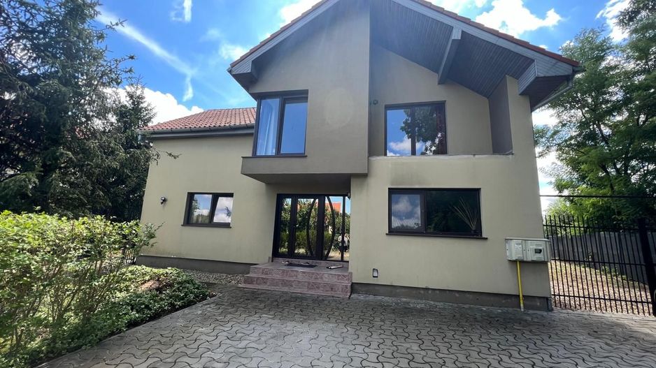 Vila de inchiriat in zona Ghiroda - Poză 1