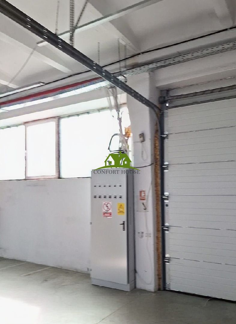 Cladire ideală pentru diverse scopuri comerciale sau industriale - Poză 18