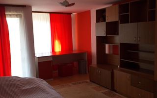 Casă stil american, structură de lemn, 176 mp utili, teren 1400 mp - Poză 12