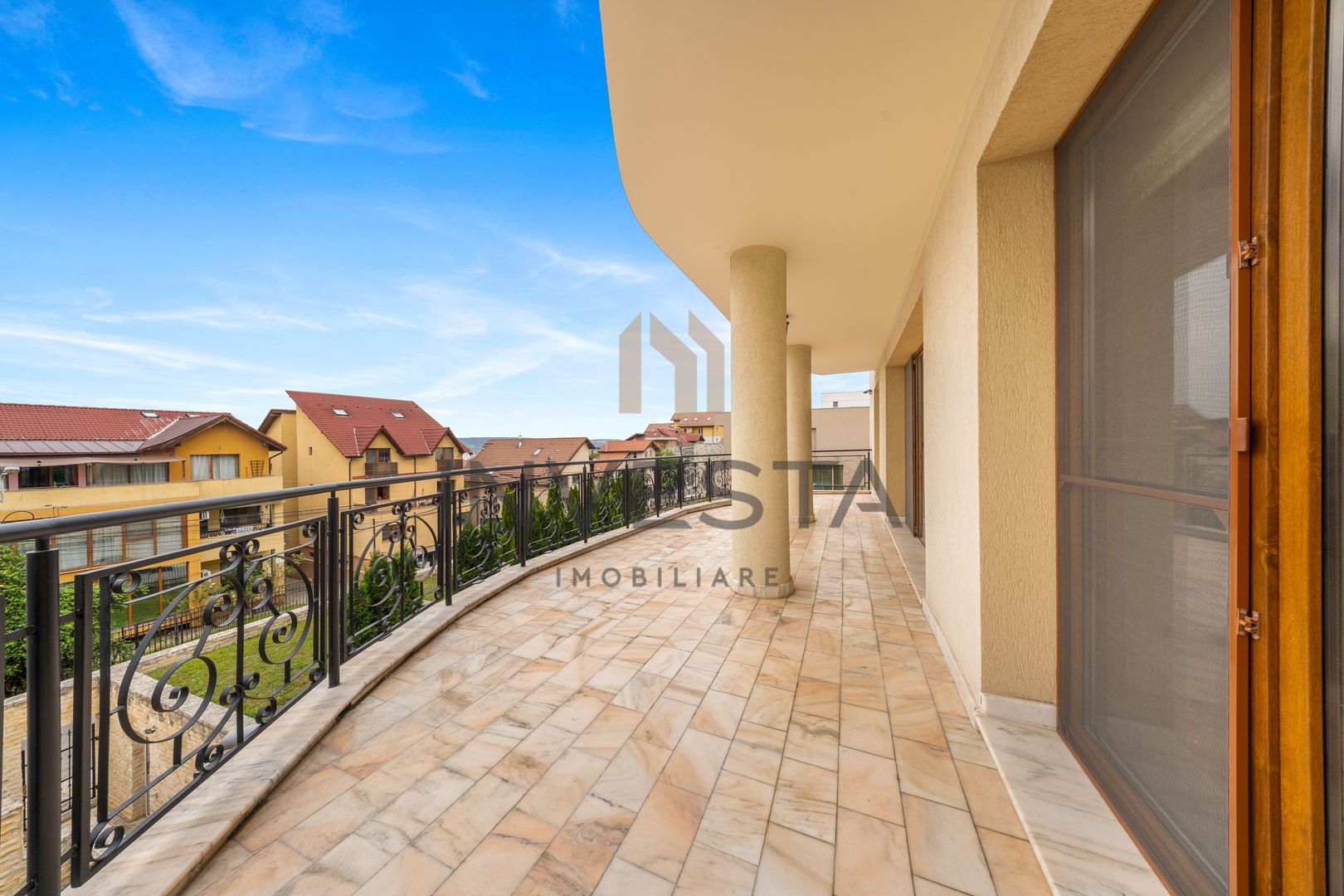 Vila cu teren de 1081 mp in cartierul Andrei Muresanu! - Poză 25