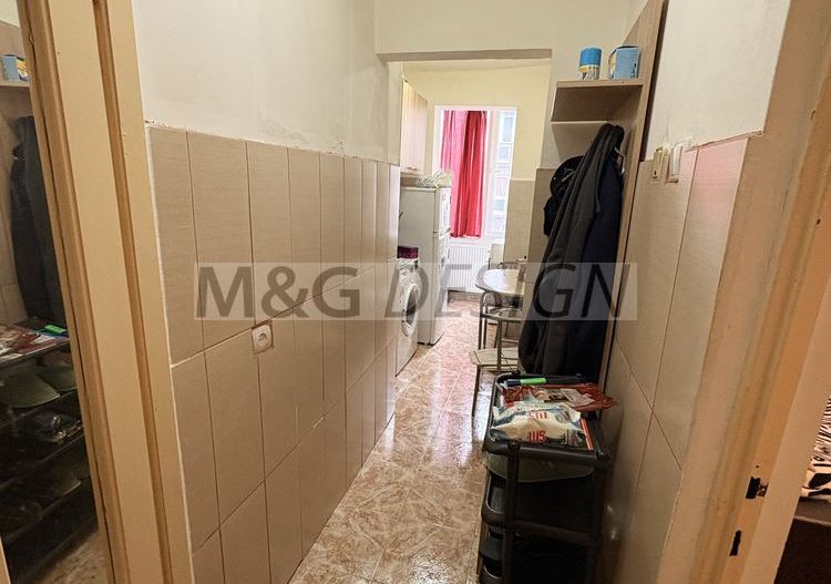 1 camera Blasovici etaj 1 - Poză 5