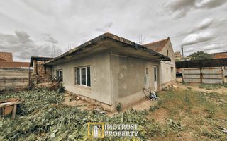 Casă deosebită de vânzare în inima Aradului - Poză 1
