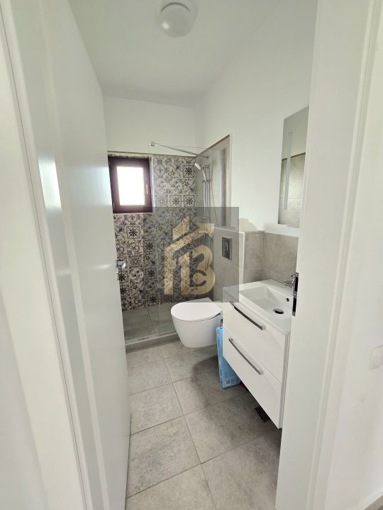 ​Casă 3 camere, 2 băi, curte generoasă 471 mp - Complex Luna, Balotești - Poză 6