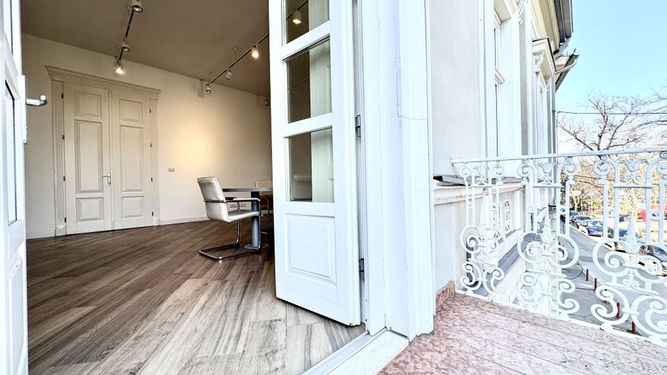 Spațiu Birou - Imobil complet renovat - Poză 12
