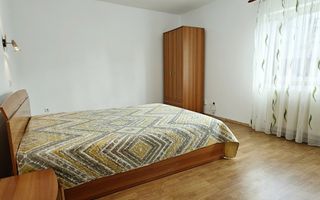 Apartament 4 camere cu garaj zona Strand- V.Aurie - Poză 14