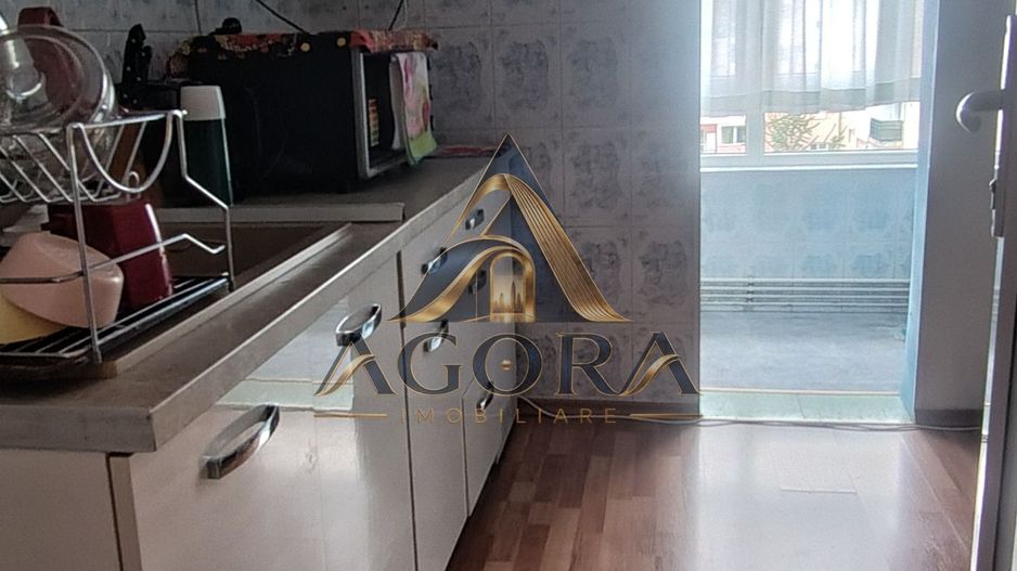 De vânzare apartament 2 camere în Valea Aurie - Poză 4
