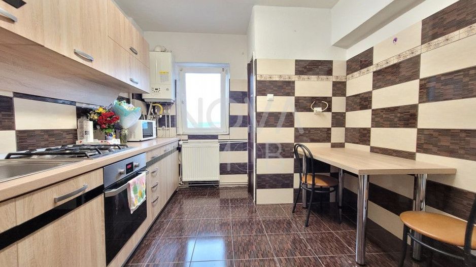 Apartament 2 camere decomandat -  Mihai Viteazu - Poză 2