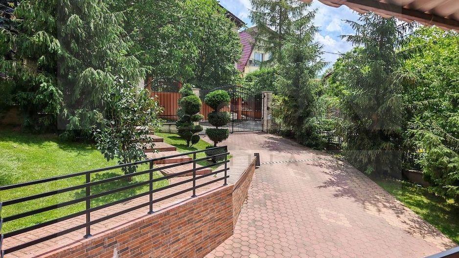 Casa individuala 280mp, teren 850, curte amenajata, zona E. Ionesco - Poză 1