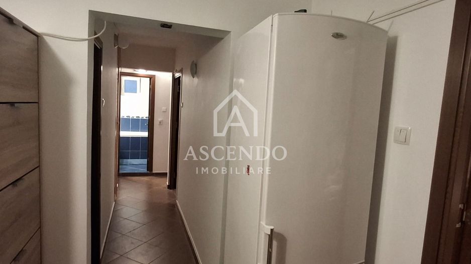 3 camere decomandat Militari Uverturii, etaj 1, loc parcare - Poză 12