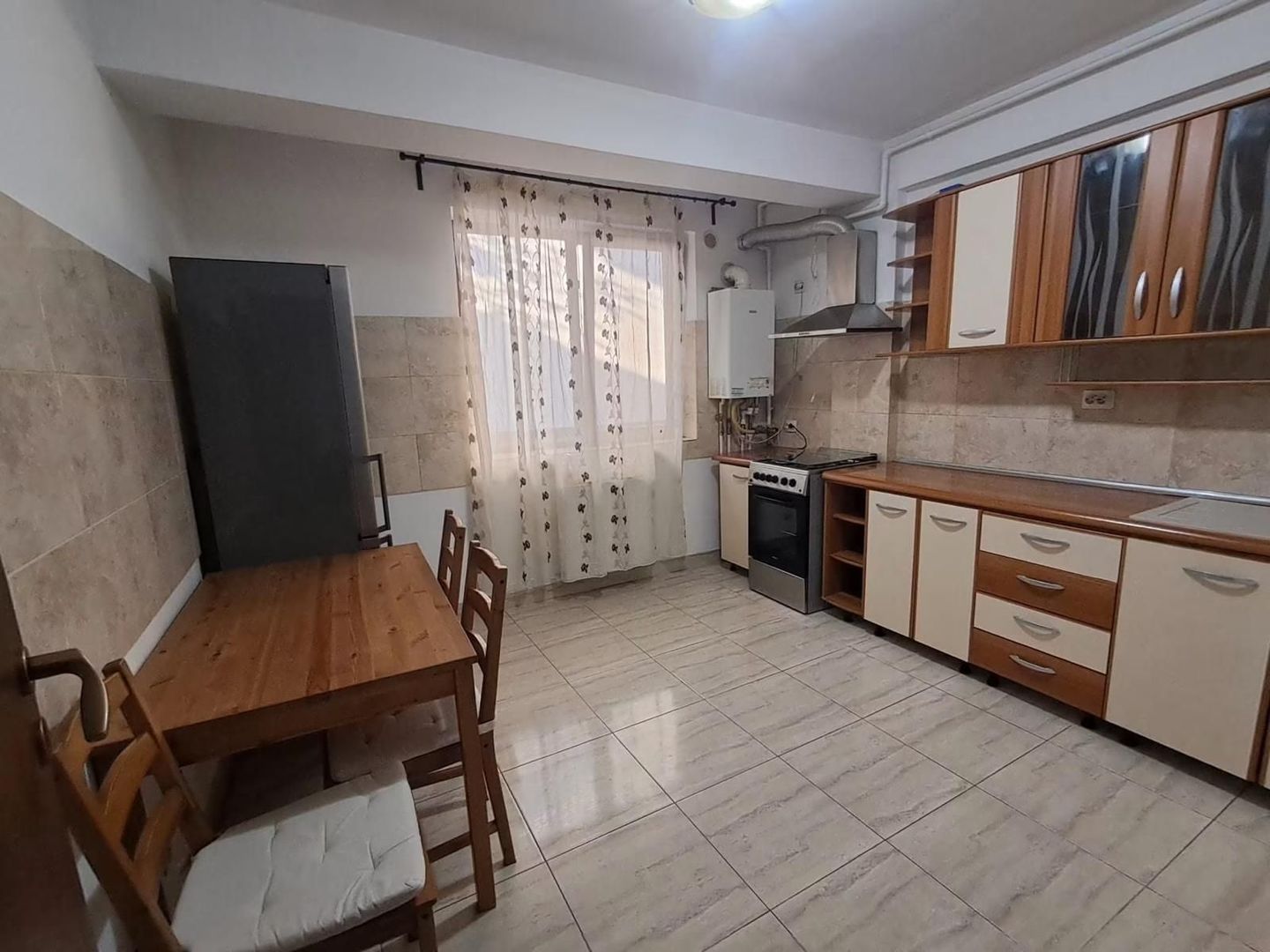 AP. 2 CAMERE - APARATORII PATRIEI, CENTRALA, BUCATARIE INCHISA, METROU - Poză 8