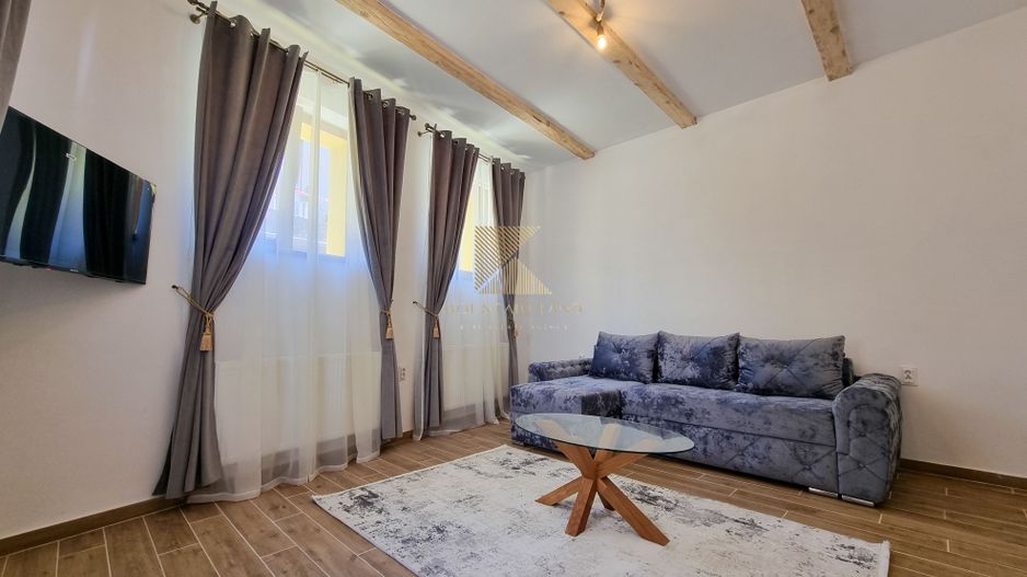 Casă individuală complet renovată, situată în centrul istoric al Brașo - Poză 11