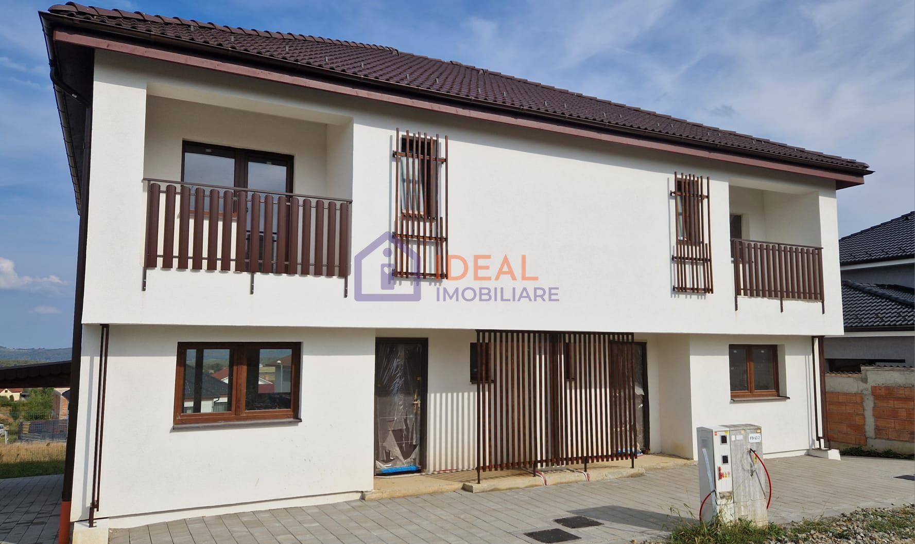 Casa Tip Duplex cu 4 camere si carport, in Cartierul Arhitectilor - Poză 3