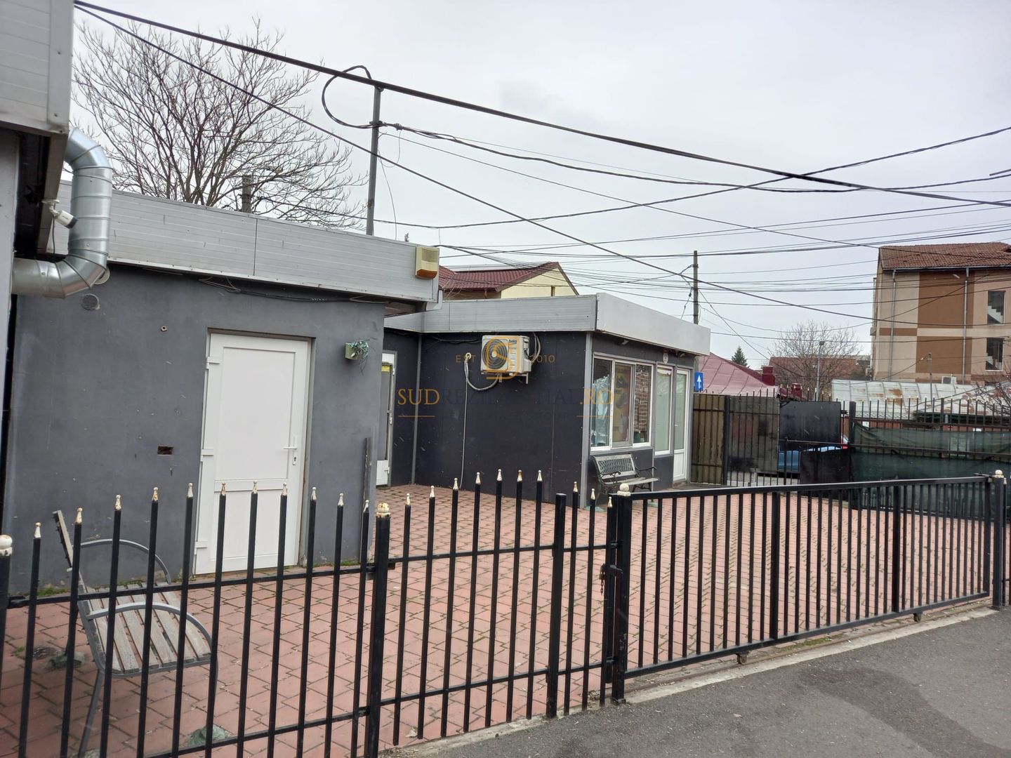 Spațiu Comercial cu Teren + Fotovoltaice 9 kW – Ideal Investiție - Poză 3