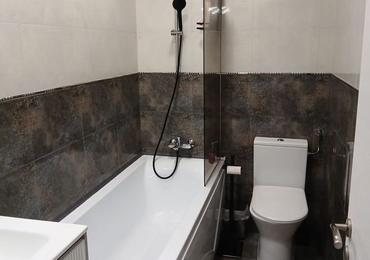 Apartament 3 camere,2 bai si spatiu de depozitare  de vanzare S88 - Poză 10