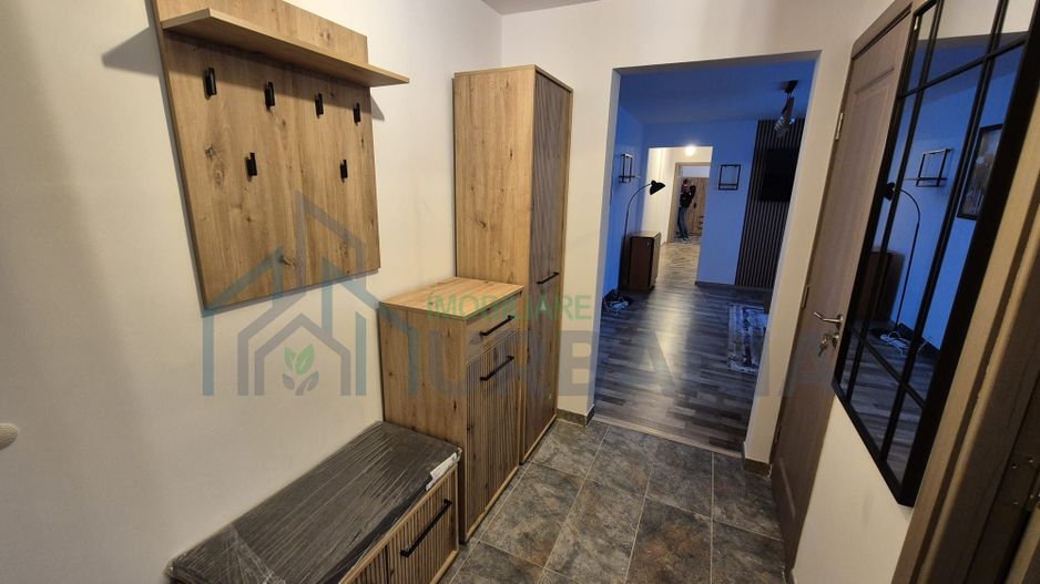 Apartament 3 camere de închiriat în Podul de Piatră, prima inchiriere - Poză 3
