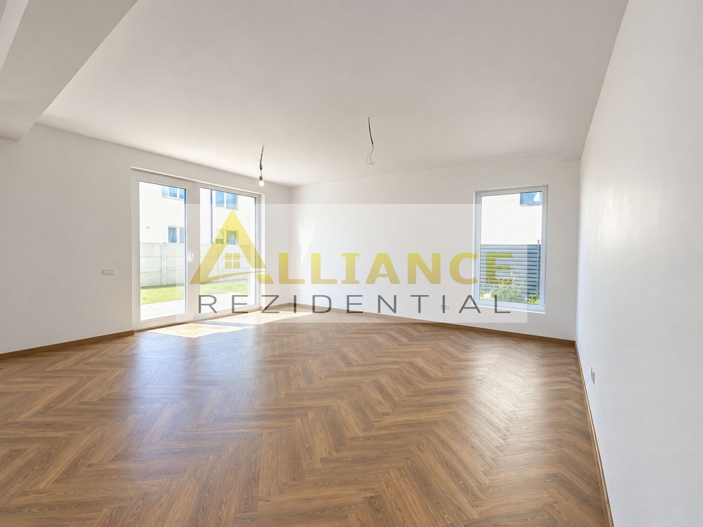 Vila individuala-5 camere- beci-pod-incalzire pardoseala-placa beton - Poză 2