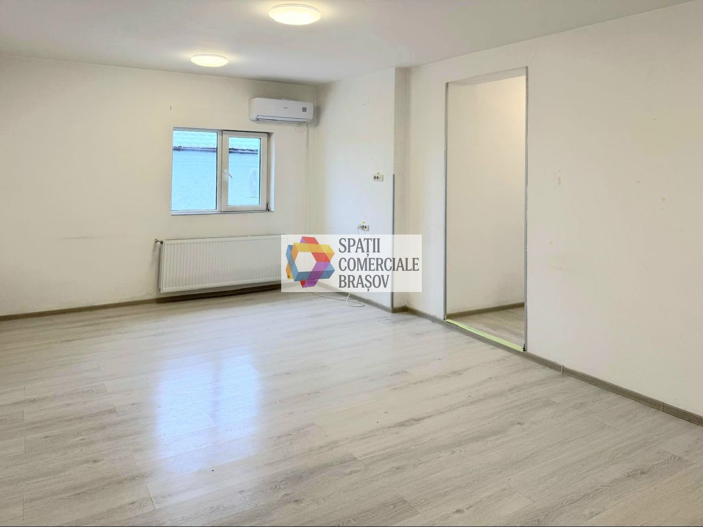 Spatiu comercial de închiriat  Brasov - 63 mp # spatii-comerciale-brasov.ro - Poză 2
