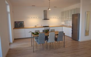 Apartament deosebit cu acces direct din lift - Poză 5