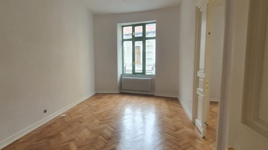 VILA SUPERBA UNIVERSIATE - Poză 7