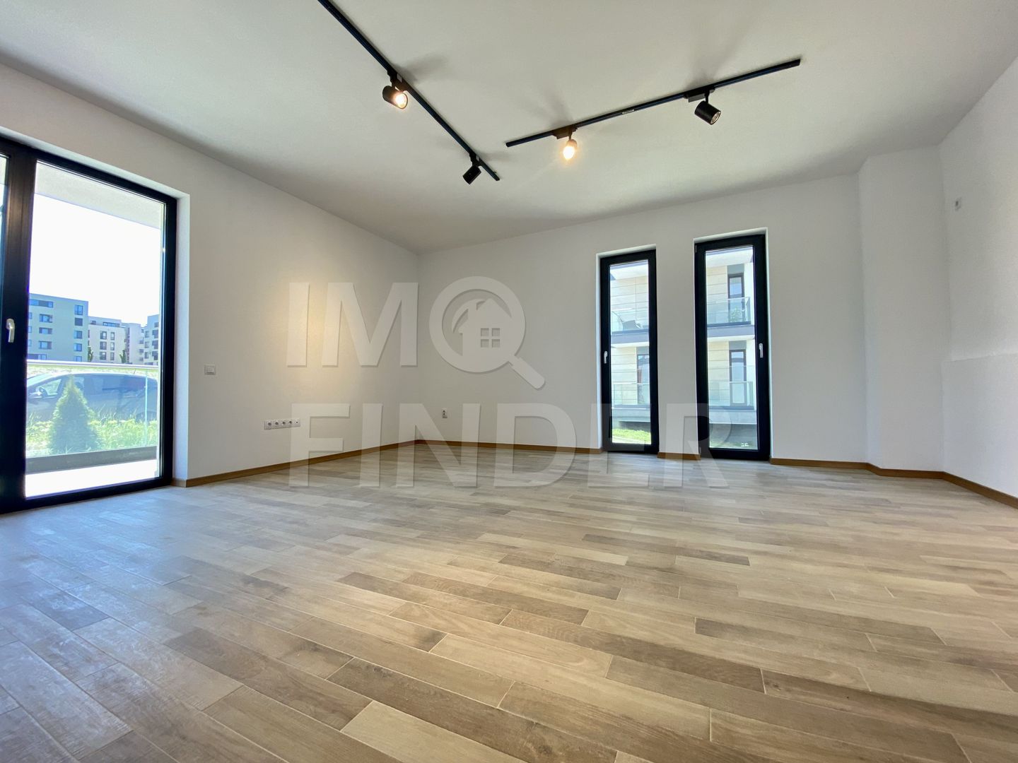 Apartament de Top - 3 camere Andrei Muresanu,  72 mp, finisat - Poză 2