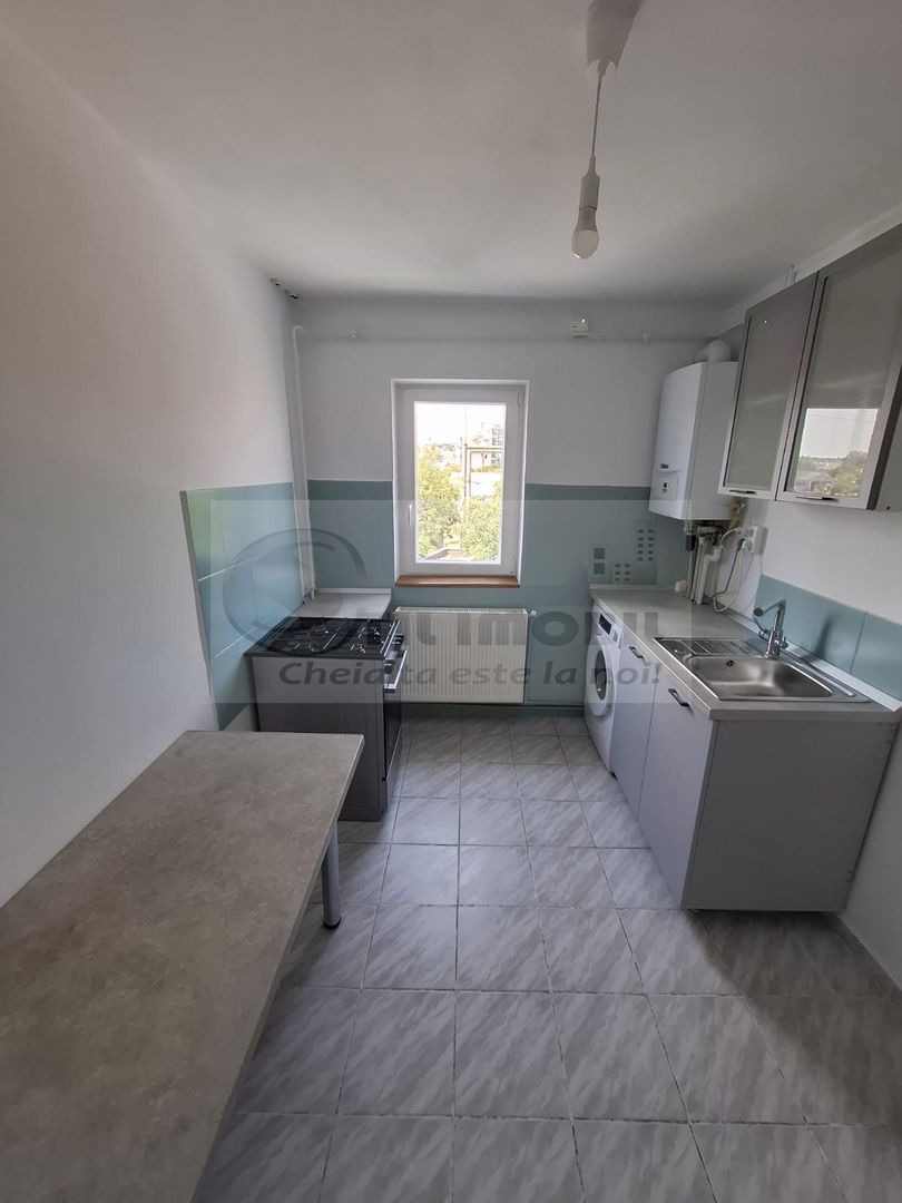 Apartament cu o camera, zona Gara, 3/4 - 73.000 euro ! - Poză 3