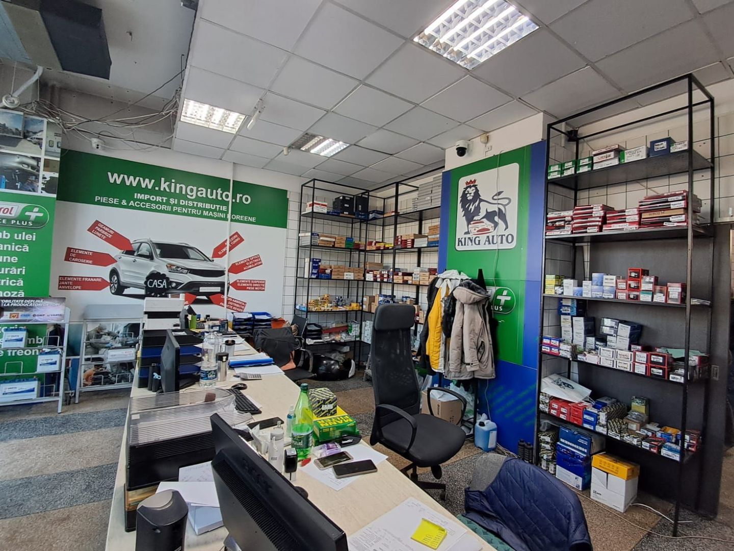 Spatiu comercial vitrina de 20 M - Metrou Eroii Revolutiei S143 - Poză 8