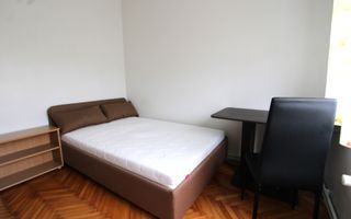 Apartament spatios, 3 camere, 2 bai, ideal pentru studenti - Poză 13