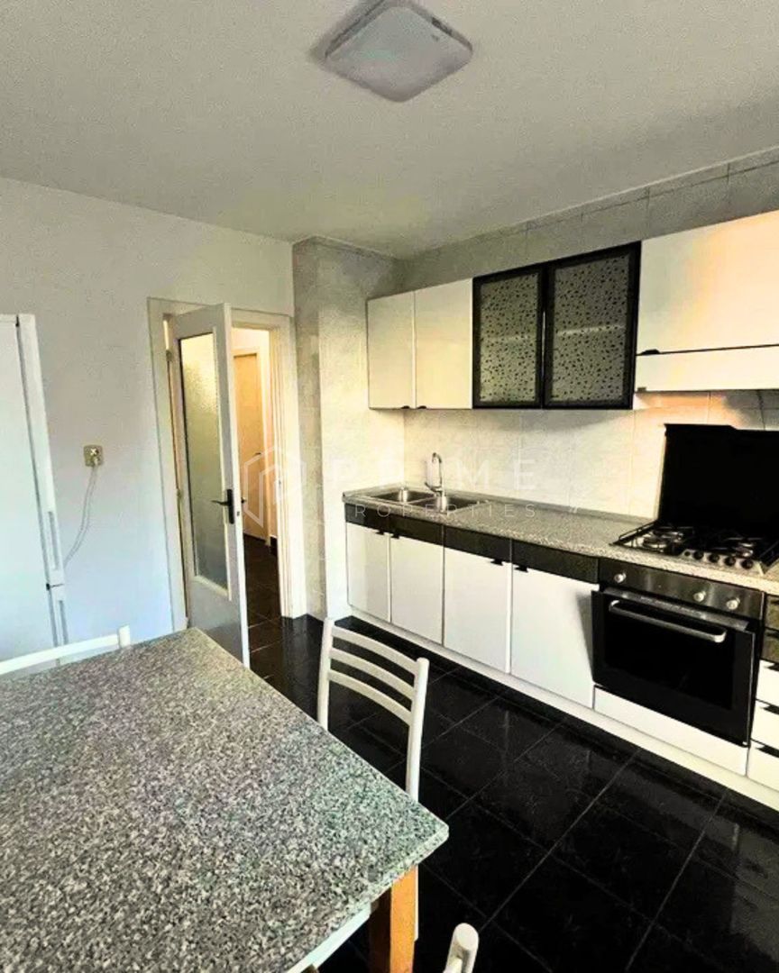 APARTAMENT SPAȚIOS CU 4 CAMERE DE ÎNCHIRIAT – ZONA POLI 2 - Poză 3