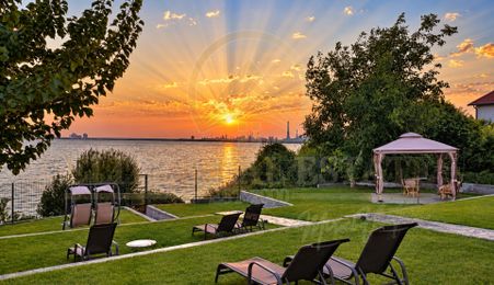 Afacere la cheie - Complex Turistic - Ponton Privat- Deschidere la Lac
